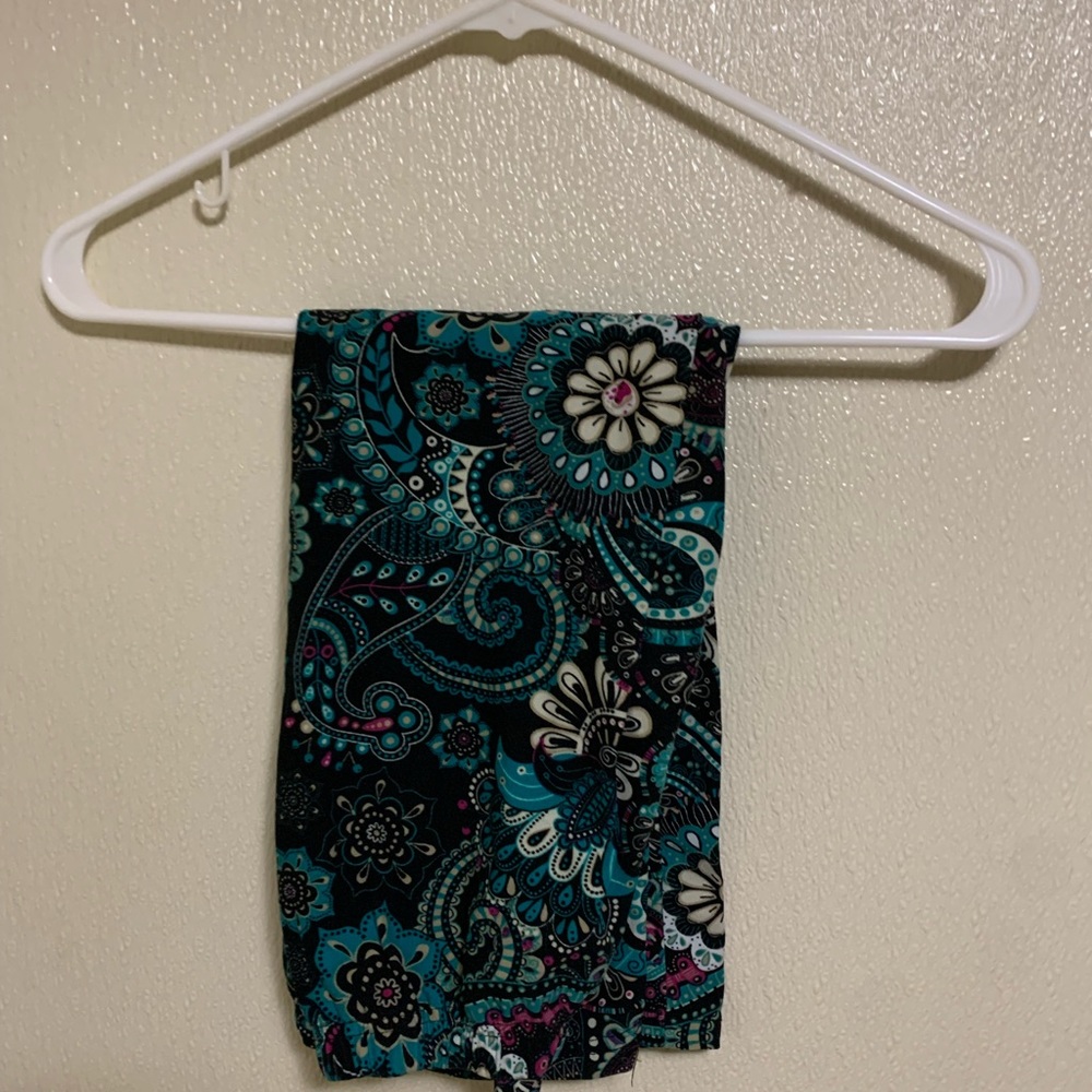 Very stretchy capri leggings